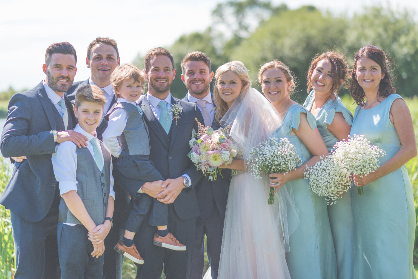 Sandhole Oak Barn wedding photography by Tom Green, North West wedding photographer