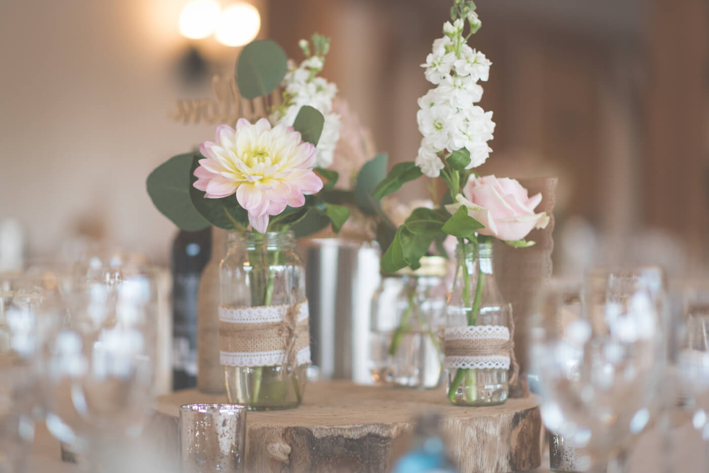 Sandhole Oak Barn wedding photography by Tom Green, North West wedding photographer