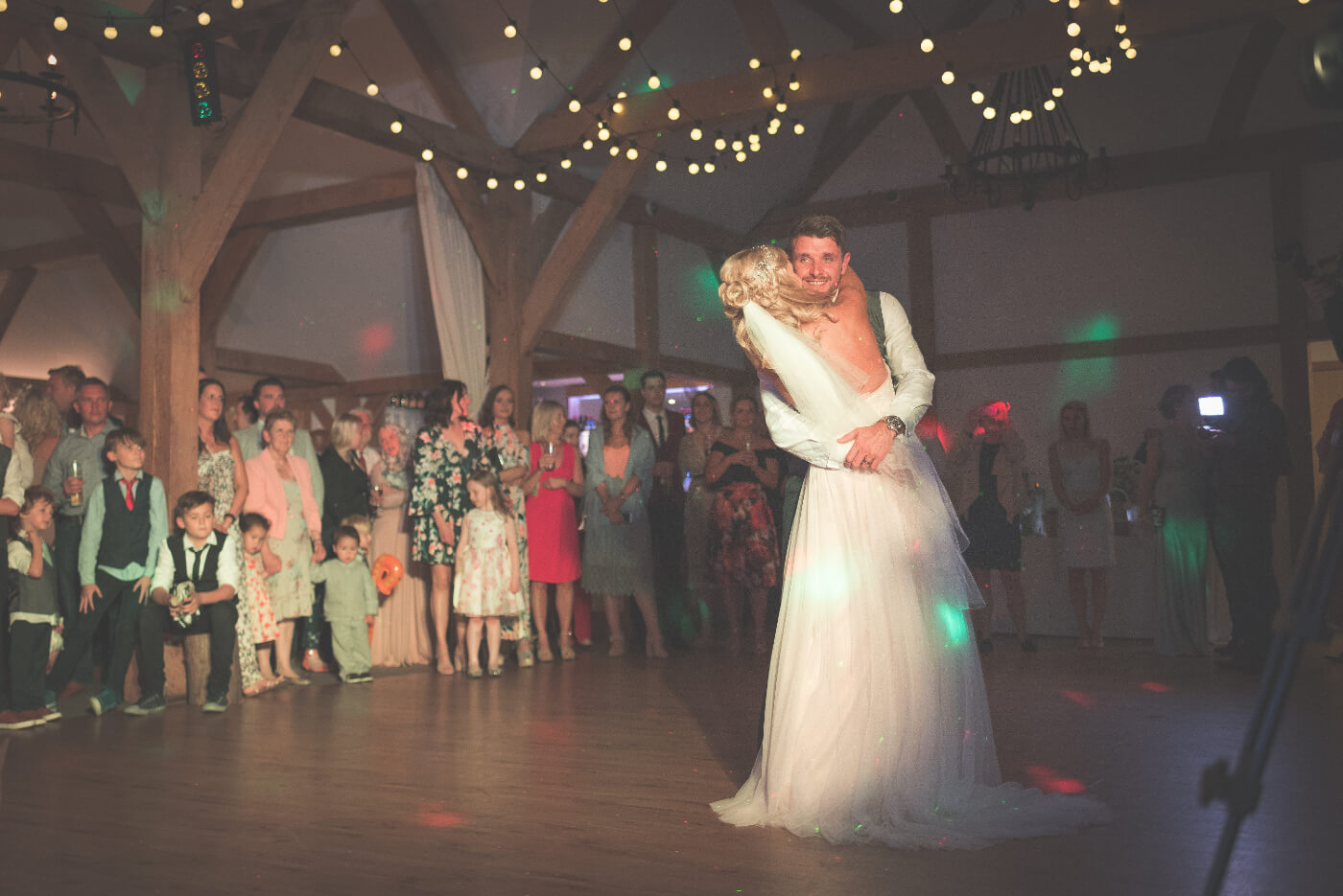 Sandhole Oak Barn wedding photography by Tom Green, North West wedding photographer