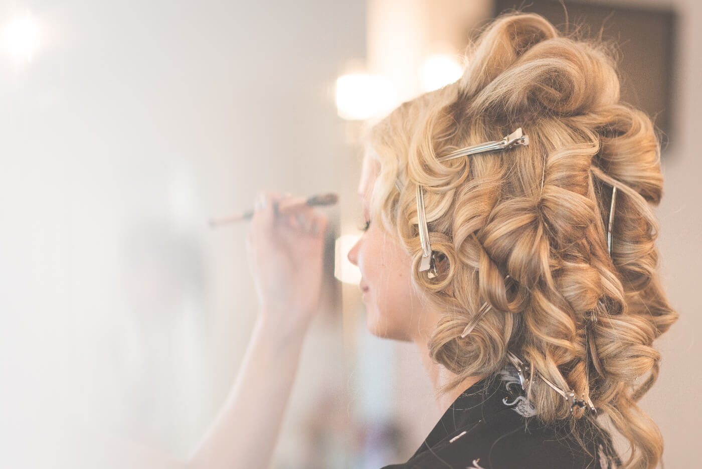 Sandhole Oak Barn wedding photography by Tom Green, North West wedding photographer