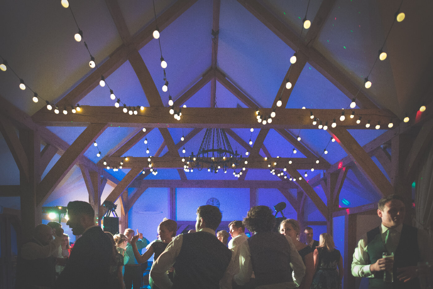 Sandhole Oak Barn wedding photography by Tom Green, North West wedding photographer