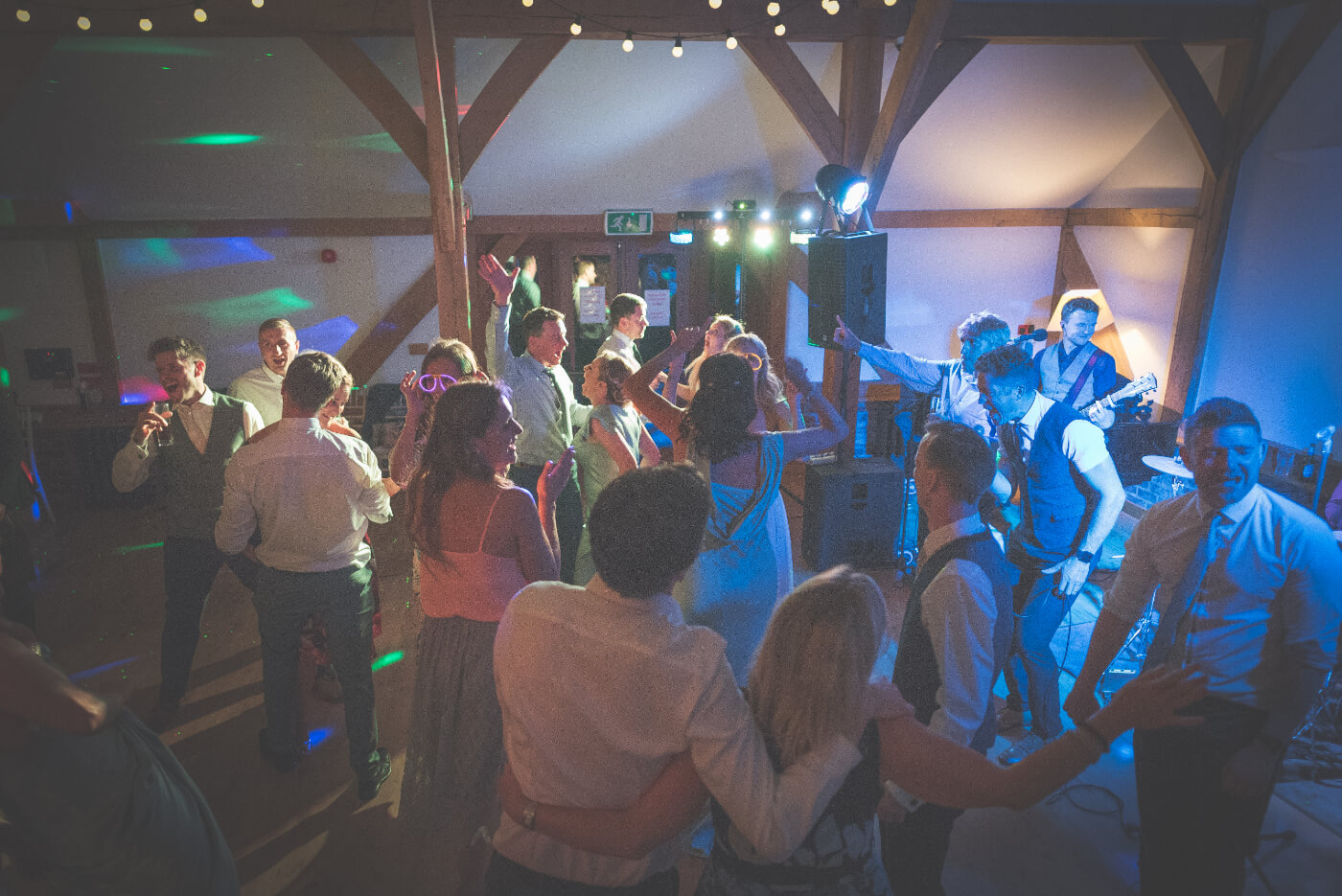 Sandhole Oak Barn wedding photography by Tom Green, North West wedding photographer