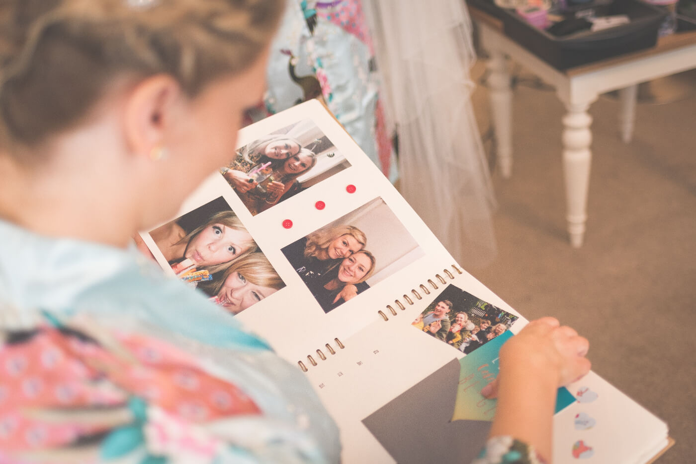 Sandhole Oak Barn wedding photography by Tom Green, North West wedding photographer