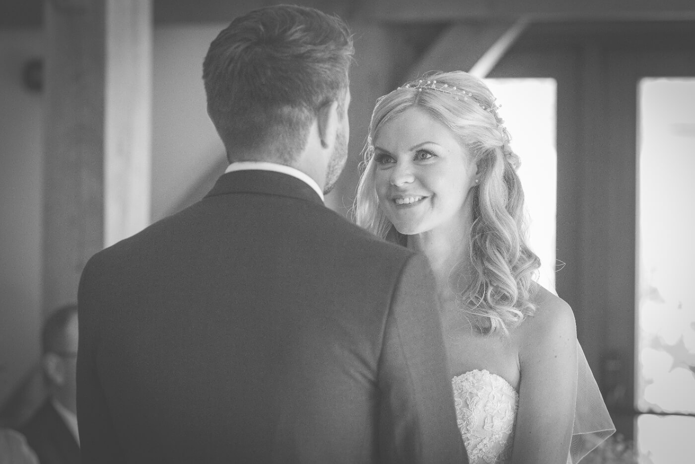 Sandhole Oak Barn wedding photography by Tom Green, North West wedding photographer